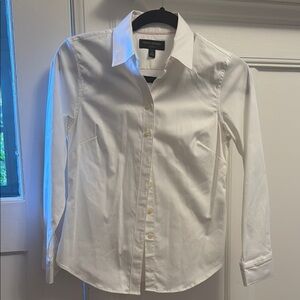 0P Banana Republic Tailored Fit White Button-Up Shirt